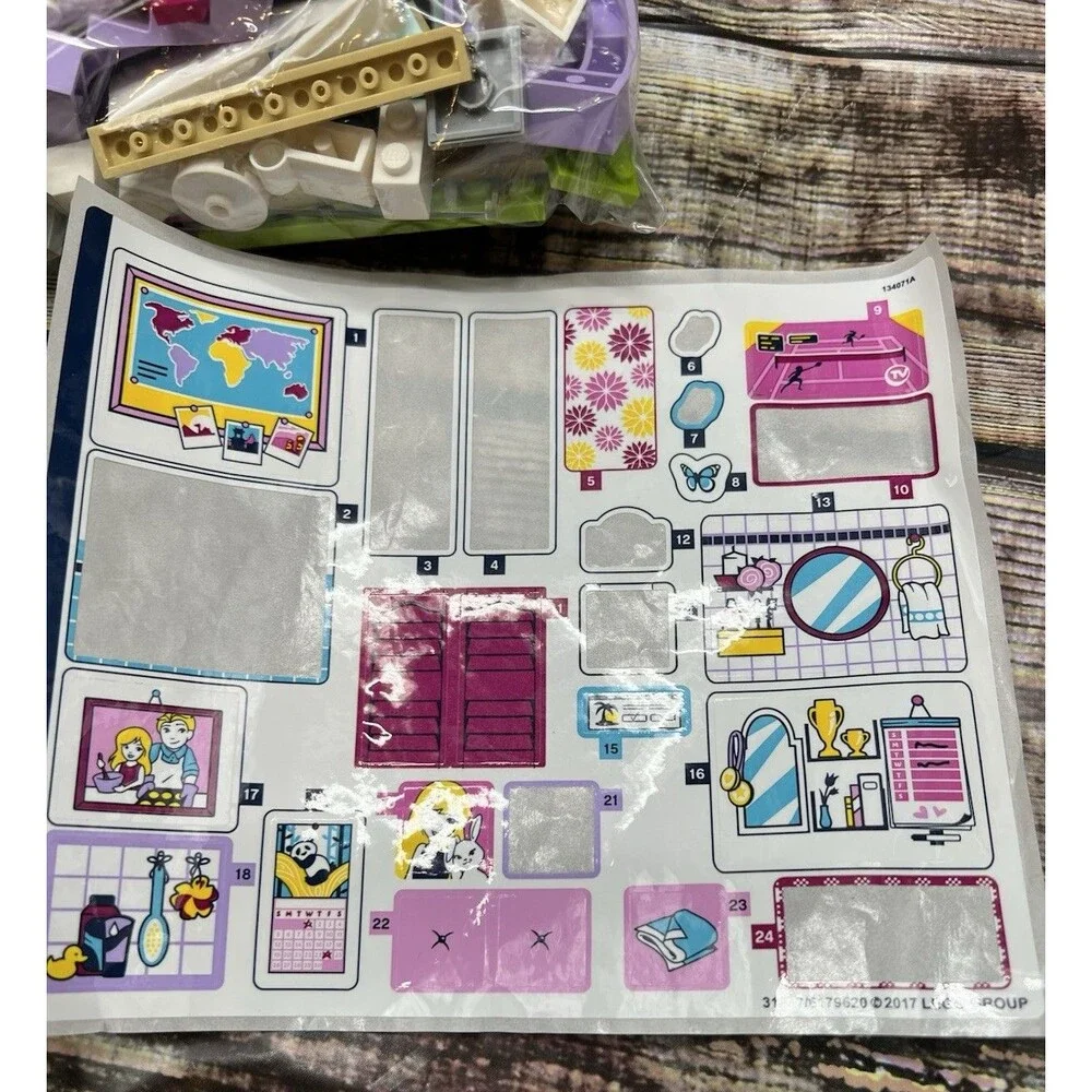 LEGO Friends Stephanie's House 41314 Set 622 Pieces Ages 6-12 Missing 2 Minifigs